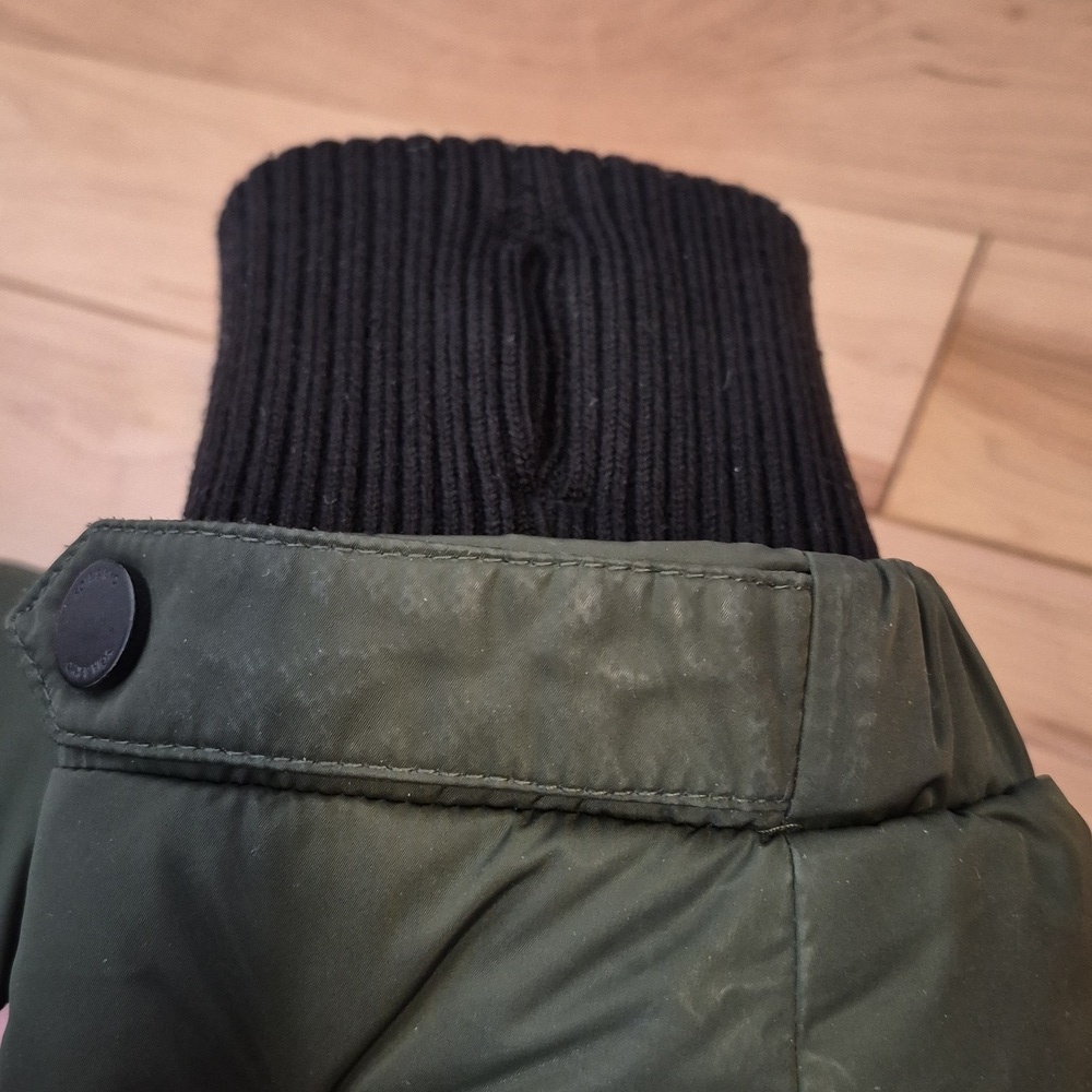 Soia & Kyo Women's Size Small Green Puffer Jacket with Black Cuffs - Picture 8 of 11